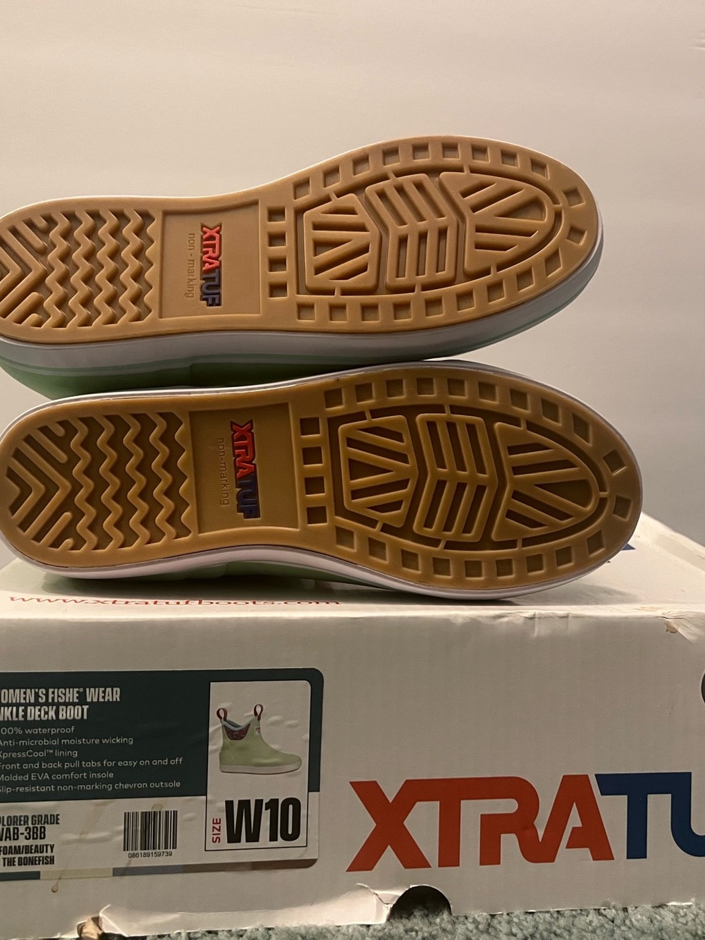 Xtratuf Women’s Ankle Deck Boots - Picture 5 of 7